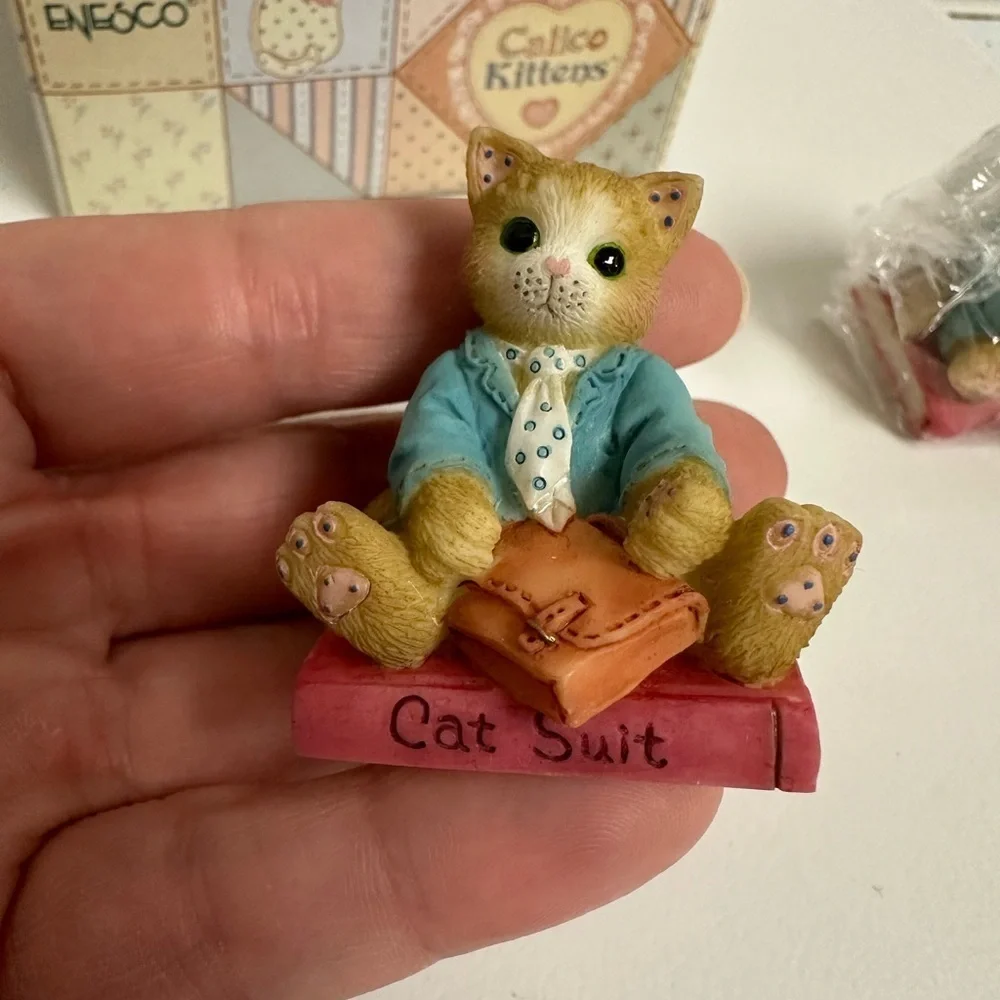 Enesco Calico Kittens Cat Figurine set of 3 “Cat Suit” Brand new